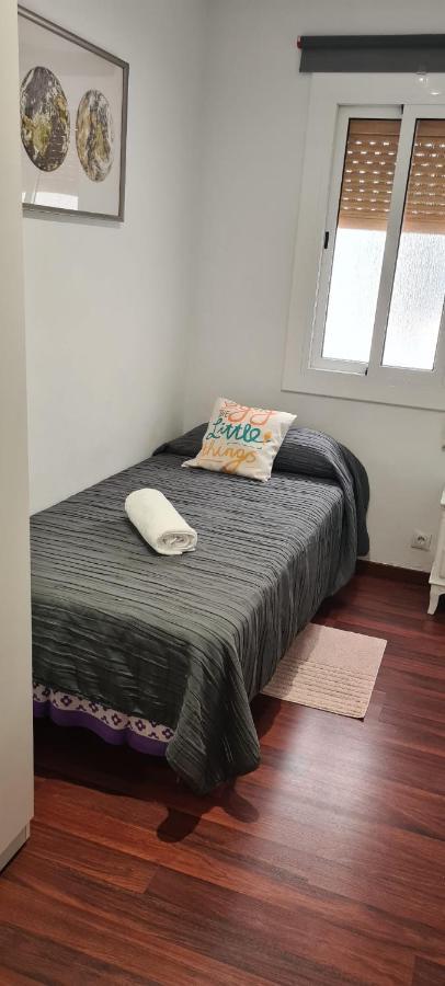 Habitaciones Camp Nou Apartment Оспиталет де Лобрегат Екстериор снимка