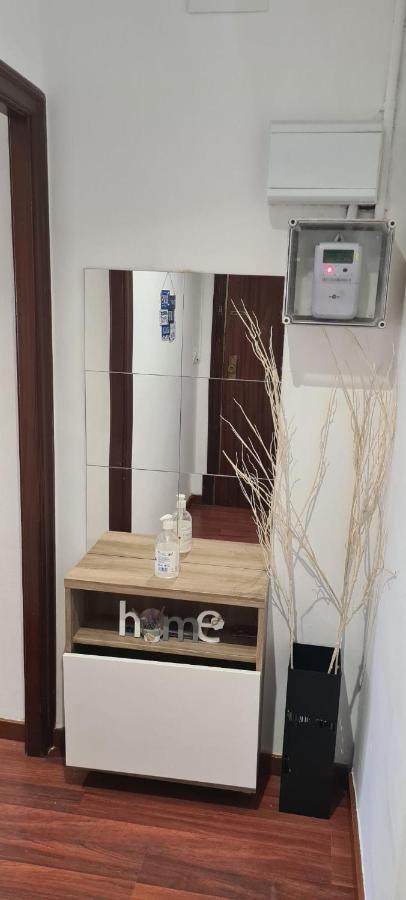 Habitaciones Camp Nou Apartment Оспиталет де Лобрегат Екстериор снимка